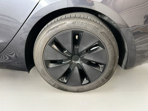 Used 2024 Tesla Model 3 Long Range AWD/4WD image 11