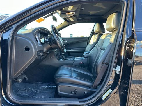 Used 2022 Dodge Charger SXT w/ Leather Interior Group image 25