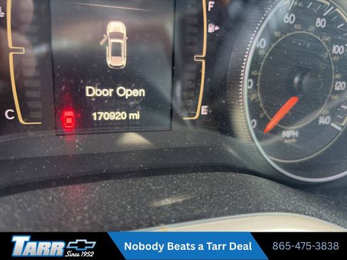 Used 2015 Jeep Cherokee Sport w/ Cold Weather Group AWD/4WD image 2