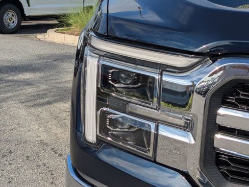 New 2025 Ford F150 Lariat w/ Equipment Group 501A Mid image 11