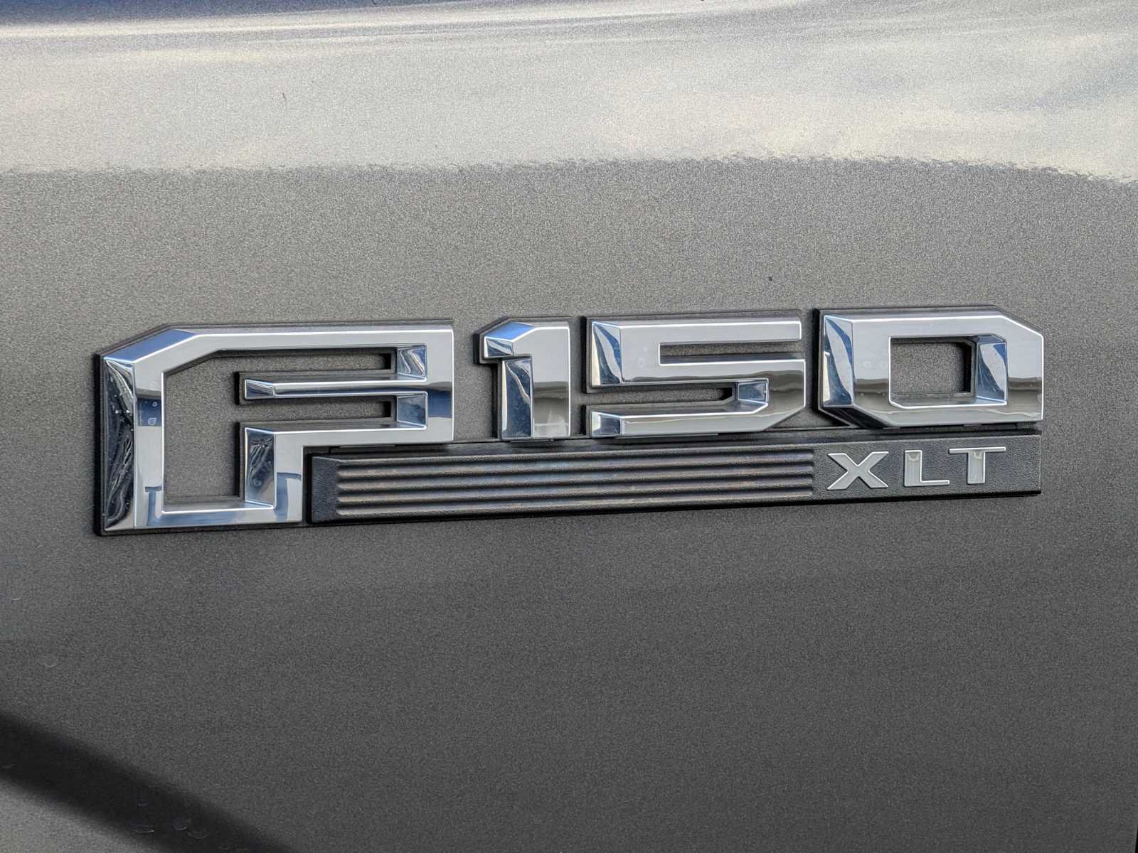 Used 2015 Ford F150 XLT w/ Equipment Group 302A Luxury AWD/4WD image 11