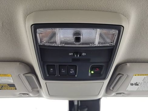 Used 2020 Toyota 4Runner SR5 AWD/4WD image 25