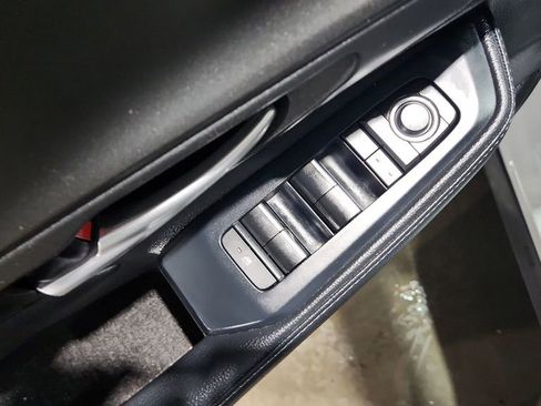 Used 2024 Toyota Grand Highlander XLE image 17