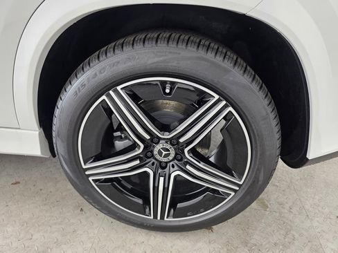 New 2026 Mercedes-Benz GLE 450 4MATIC image 12