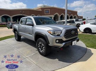 Used 2021 Toyota Tacoma TRD Off-Road video 1