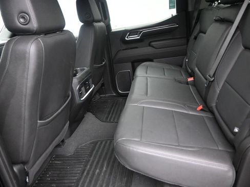 Used 2024 Chevrolet Silverado 1500 LTZ RWD image 15