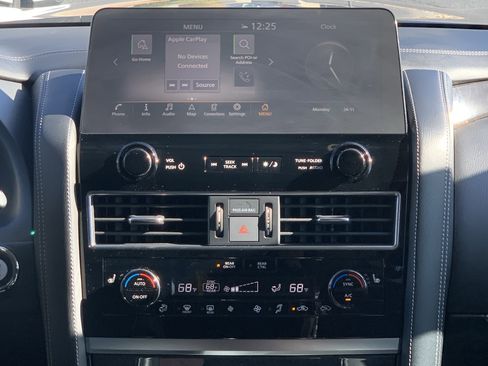 Used 2023 INFINITI QX80 Luxe w/ Cargo Package image 31