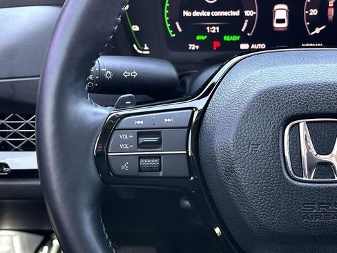 Used 2025 Honda Accord Touring image 23