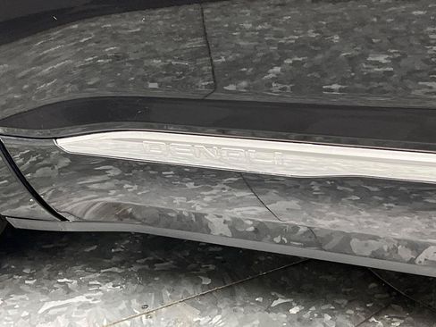 Used 2017 GMC Acadia Denali w/ Technology Package AWD/4WD image 36