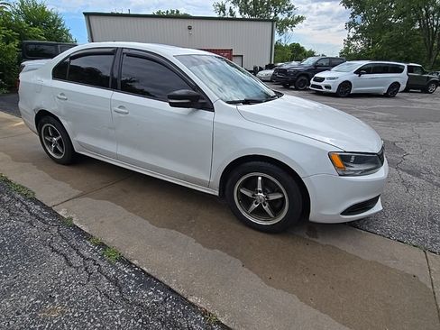 Used 2012 Volkswagen Jetta SE FWD image 10