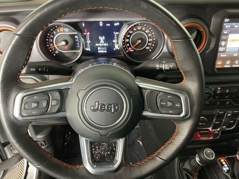 Used 2023 Jeep Gladiator Mojave w/ Cold Weather Group AWD/4WD image 16
