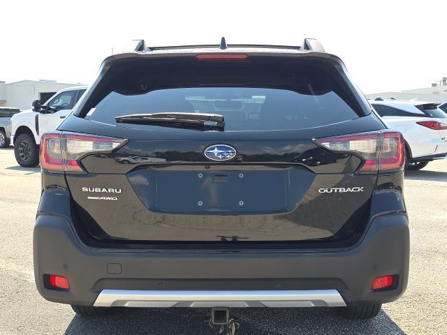 Used 2024 Subaru Outback Limited AWD/4WD image 4