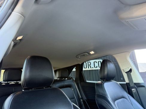 Used 2022 Ford Escape SEL image 13