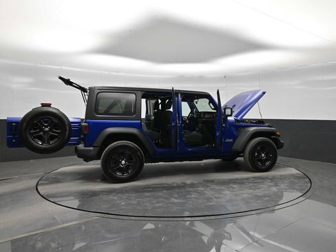 Used 2019 Jeep Wrangler Unlimited Sport S AWD/4WD image 43