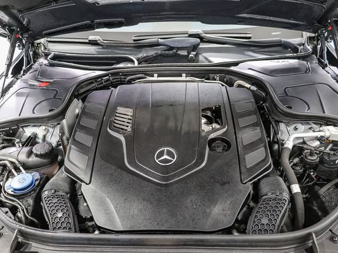 Used 2018 Mercedes-Benz S 560 Sedan image 28