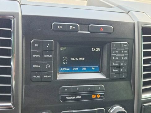 Used 2015 Ford F250 XL w/ Power Equipment Group AWD/4WD image 21