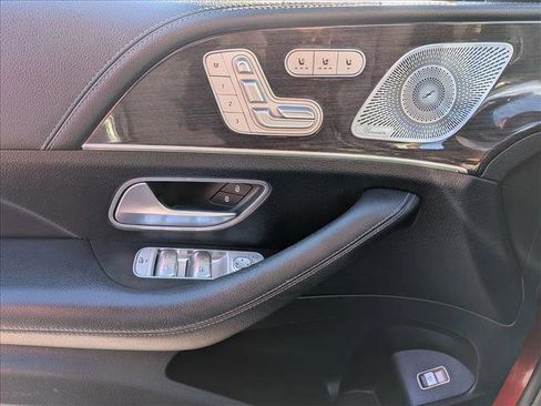 Used 2020 Mercedes-Benz GLS 450 4MATIC image 15