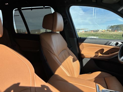 Used 2019 BMW X5 xDrive40i w/ M Sport Package image 35