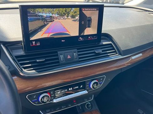 Used 2023 Audi Q5 e Prestige AWD/4WD image 23