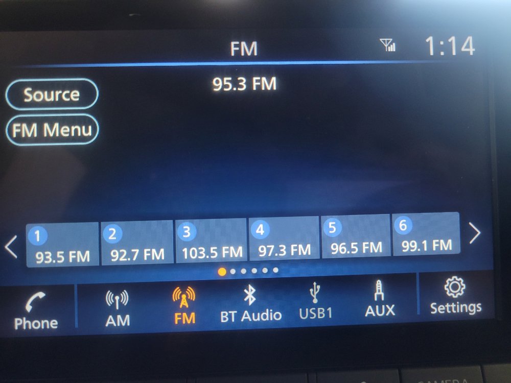 Used 2025 Nissan Sentra SV FWD image 25