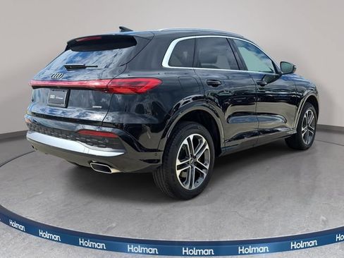 Used 2025 Audi Q5 Premium w/ Convenience Package AWD/4WD image 6