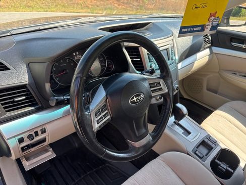 Used 2014 Subaru Legacy 2.5i Premium image 11