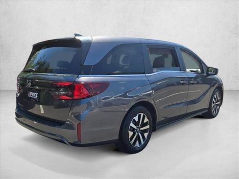 Used 2025 Honda Odyssey EX-L image 5