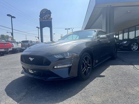 Used 2020 Ford Mustang Premium RWD image 1