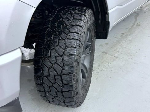 Used 2024 RAM 1500 Big Horn AWD/4WD image 24