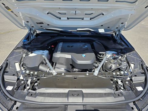 New 2027 BMW 530i xDrive w/ M Sport Package AWD/4WD image 9
