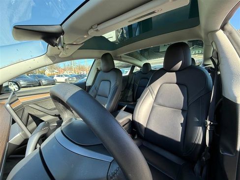 Used 2023 Tesla Model 3 Performance AWD/4WD image 10