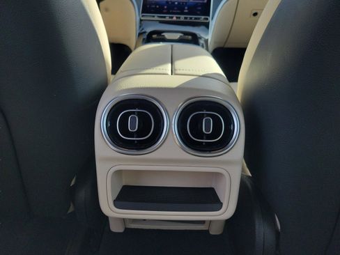 Certified 2023 Mercedes-Benz C 300 Sedan image 9