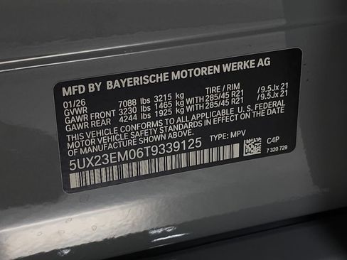 Used 2026 BMW X7 xDrive40i w/ M Sport Package AWD/4WD image 42