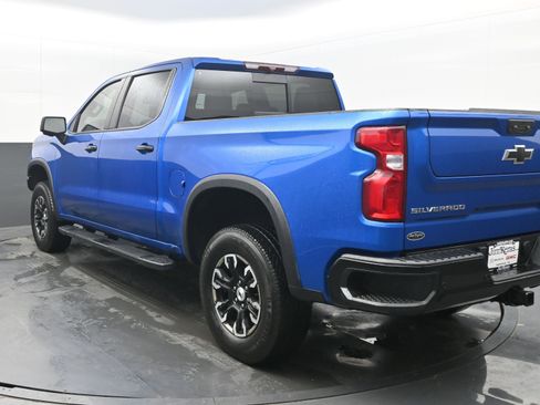 Used 2022 Chevrolet Silverado 1500 ZR2 image 8