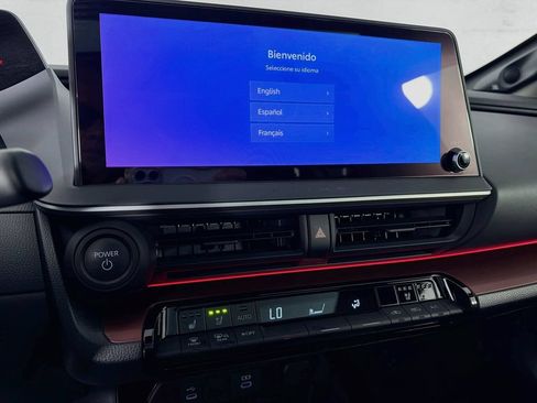 Used 2023 Toyota Prius Prime Premium FWD image 19
