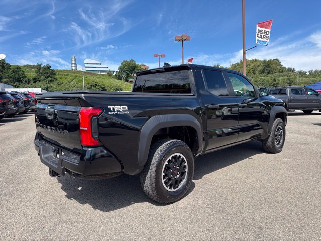 Used 2024 Toyota Tacoma TRD Off-Road AWD/4WD image 20