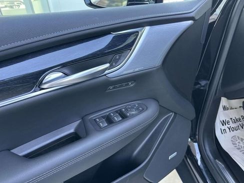 Certified 2025 Cadillac XT5 Premium Luxury w/ Technology Package AWD/4WD image 49