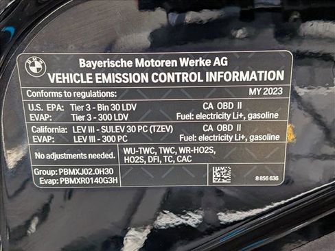 Used 2023 BMW 530e xDrive AWD/4WD image 24