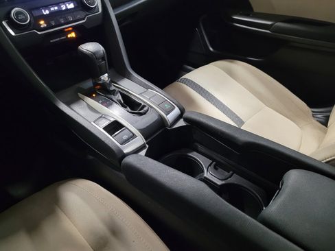 Used 2020 Honda Civic LX image 26
