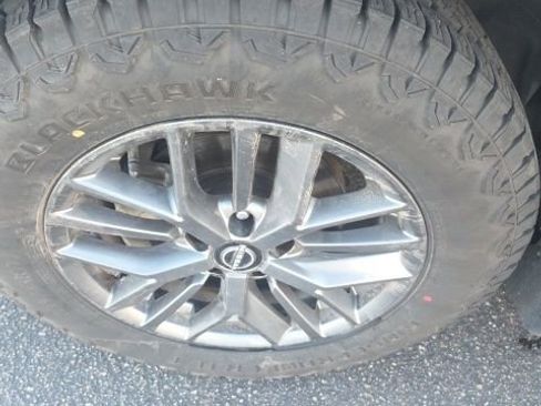 Used 2023 Nissan Rogue S image 2