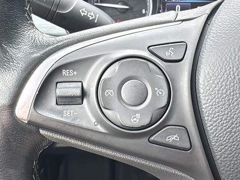 Used 2019 Buick Envision Essence AWD/4WD image 13