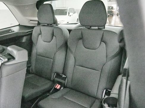 New 2026 Volvo XC90 B6 Core image 20