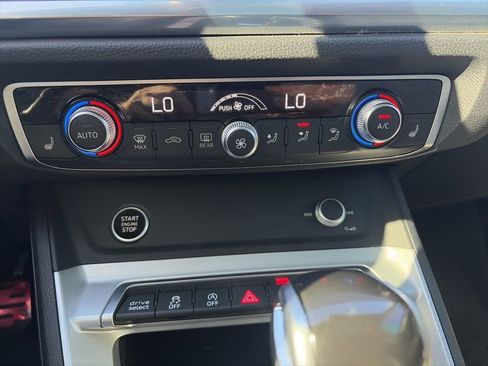 Used 2021 Audi Q3 2.0T Premium w/ Convenience Package image 19