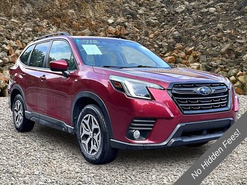 Used 2023 Subaru Forester Premium AWD/4WD image 9