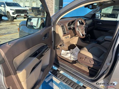 Used 2018 GMC Canyon SLT w/ Driver Alert Package image 14