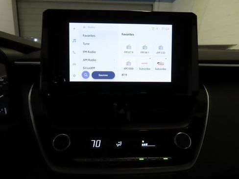 Used 2024 Toyota Corolla LE image 23