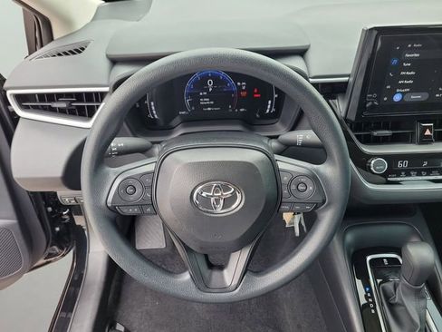 Used 2026 Toyota Corolla LE image 21