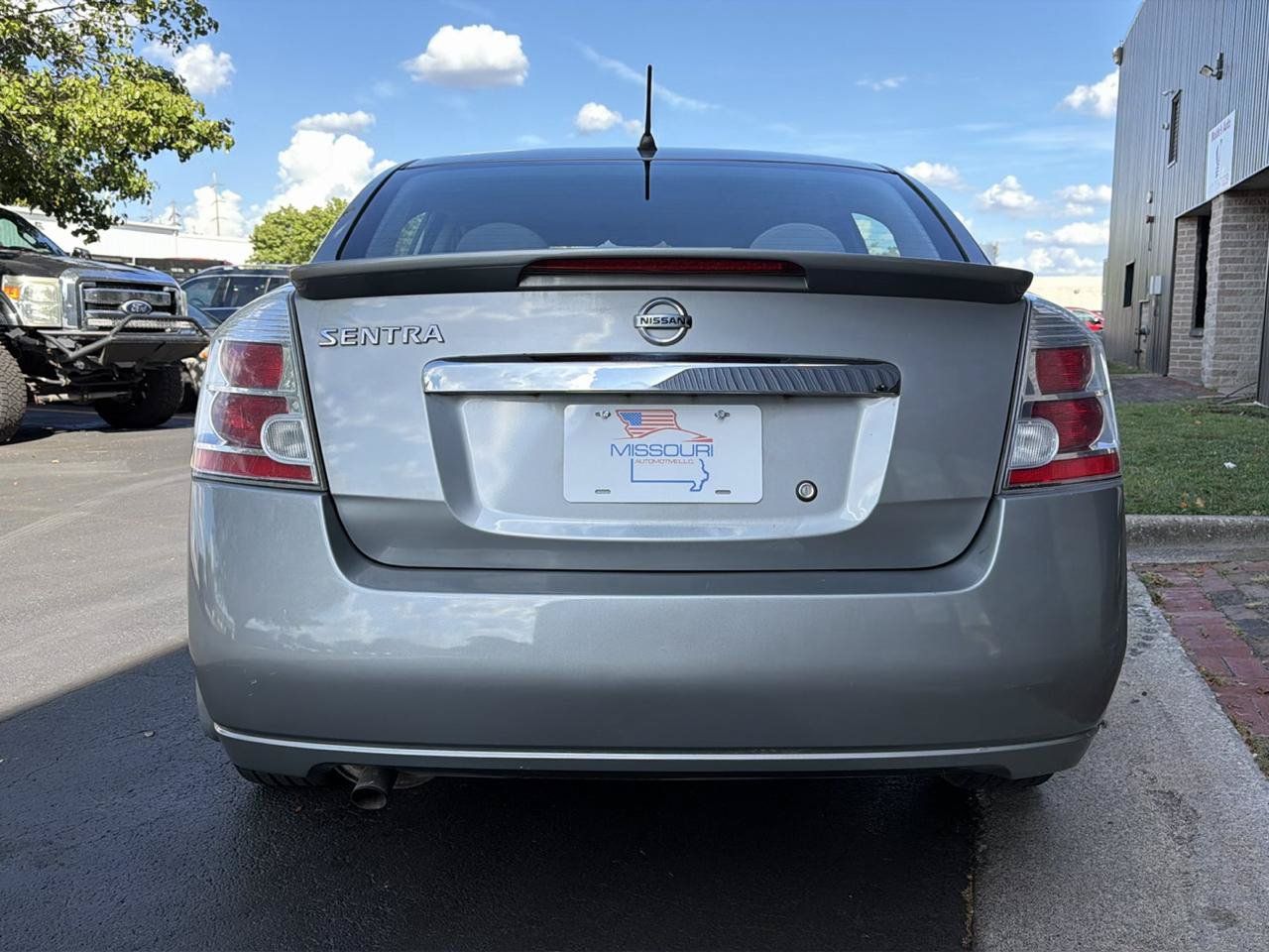 Used 2011 Nissan Sentra 2.0 S FWD image 6