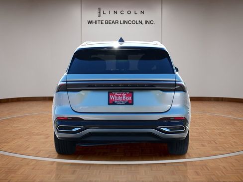 Certified 2025 Lincoln Nautilus Black Label AWD/4WD image 6