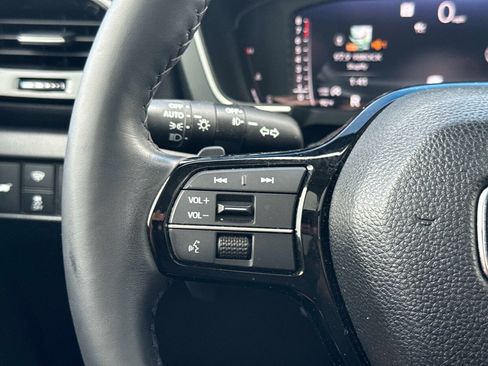 Certified 2023 Honda Pilot Elite image 30